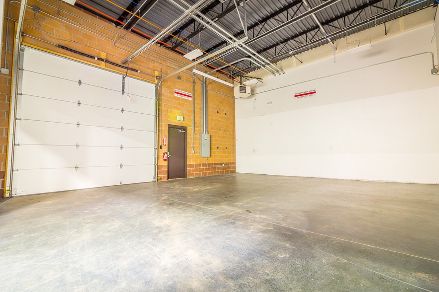 More Photos Of 779-785 Seedling Ct, Colorado Springs Warehouse For Lease