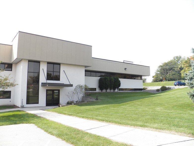 More Photos Of 2985 S Ridge Rd, Green Bay Medical For Lease