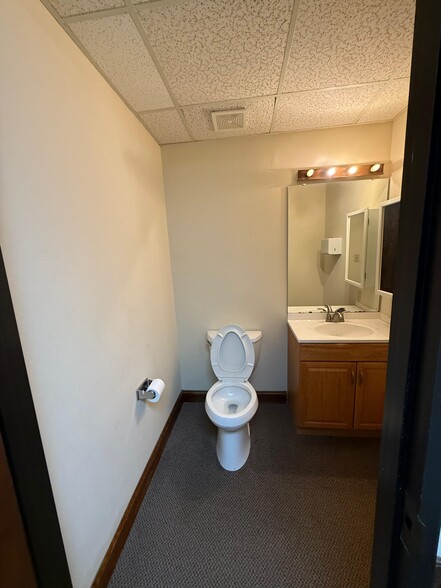 More Photos Of 1100 Logger Ct, Raleigh Office For Sale