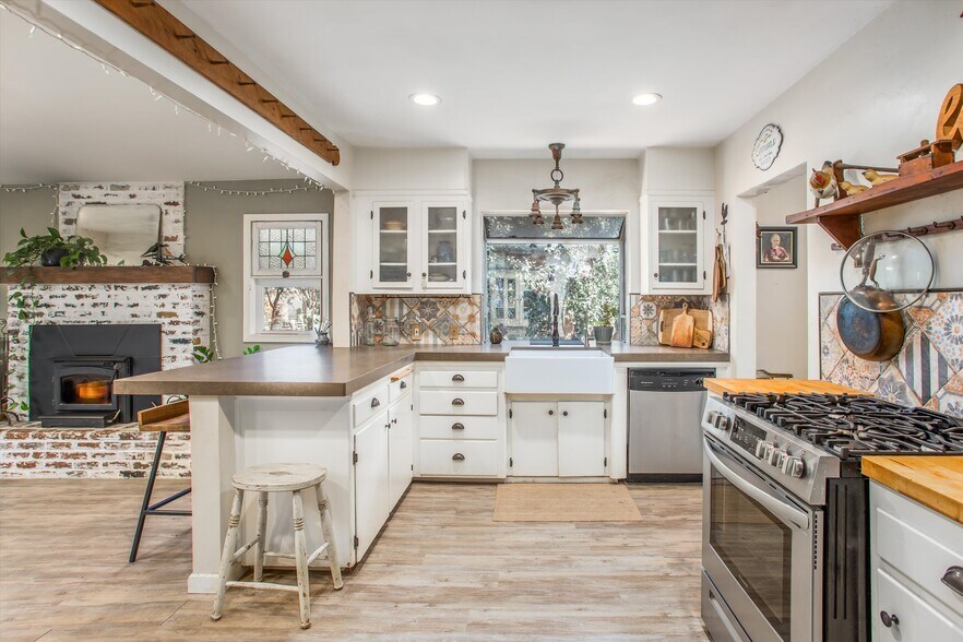 More Photos Of 11138 Laurel Ave, Bloomington Land For Sale