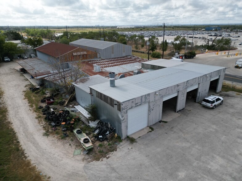 More Photos Of 11390 Old Corpus Christi, San Antonio Service For Sale