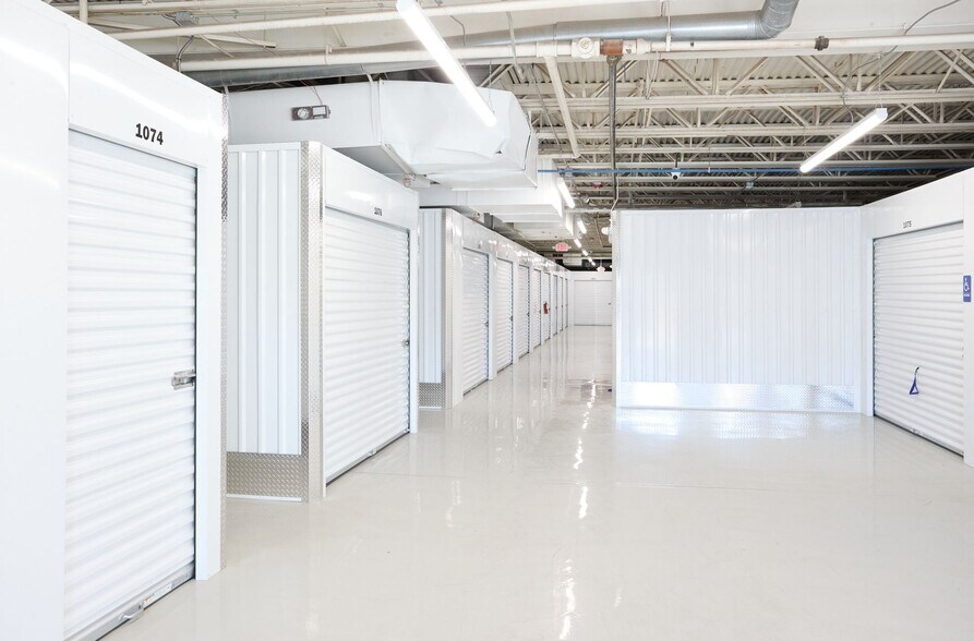 More Photos Of 225 N Monroe St, Olathe Self Storage For Sale
