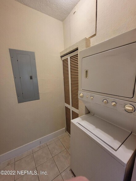 More Photos Of 2514 Walnut St, Jacksonville Apartments For Sale