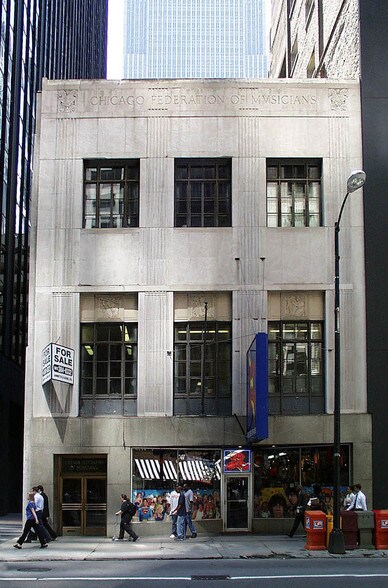 More Photos Of 175 W Washington St, Chicago Office For Sale