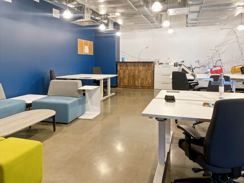 More Photos Of 1190B Rue De Courchevel, Lévis Coworking Space