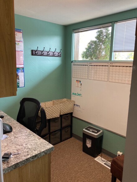 More Photos Of 993 Siskiyou Blvd, Ashland Office For Sale