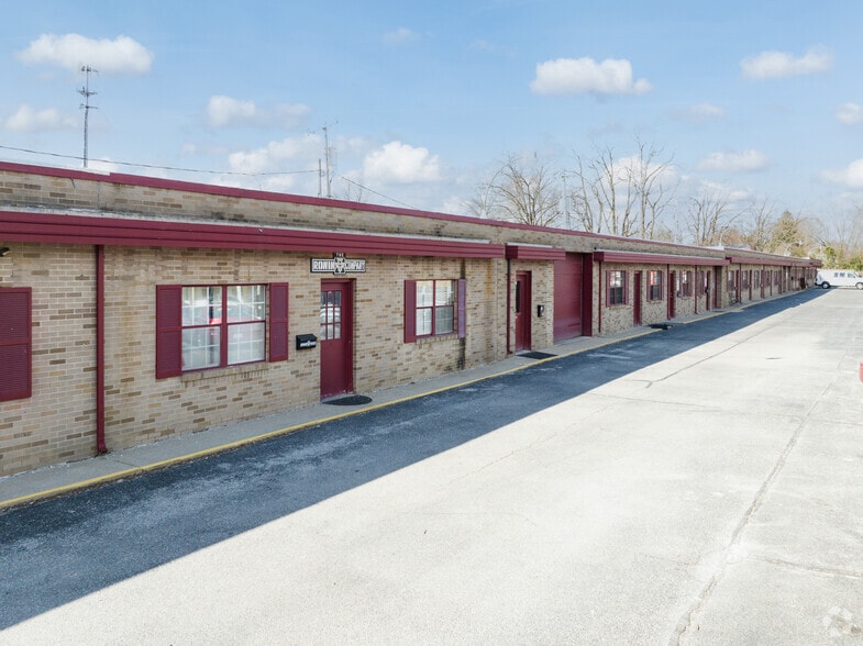 More Photos Of 5333 Secor Rd, Toledo Light Manufacturing For Lease