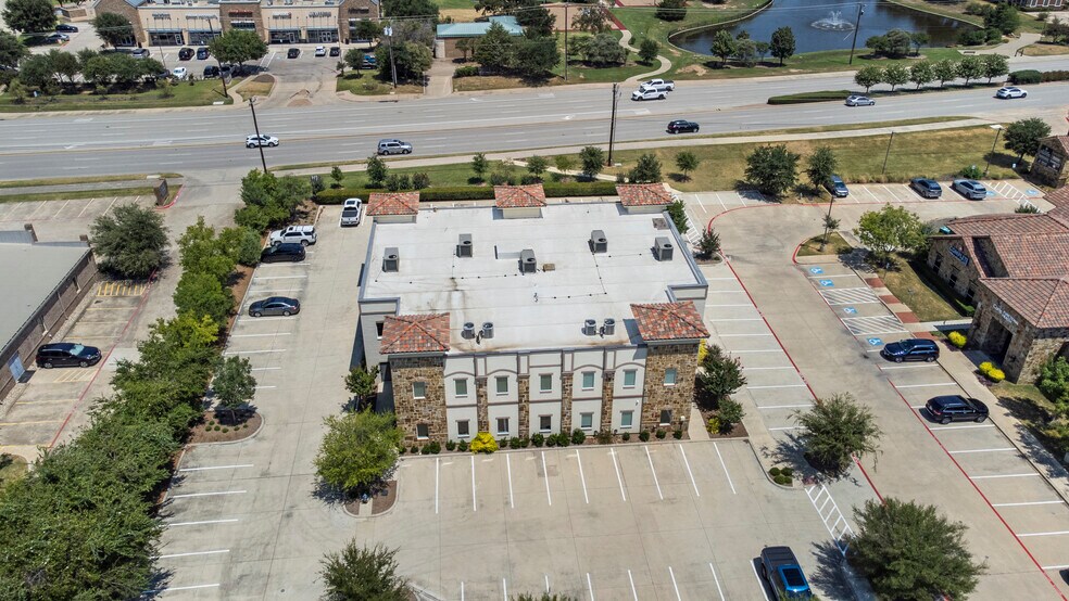 More Photos Of 351 W Southlake Blvd, Southlake Medical For Sale