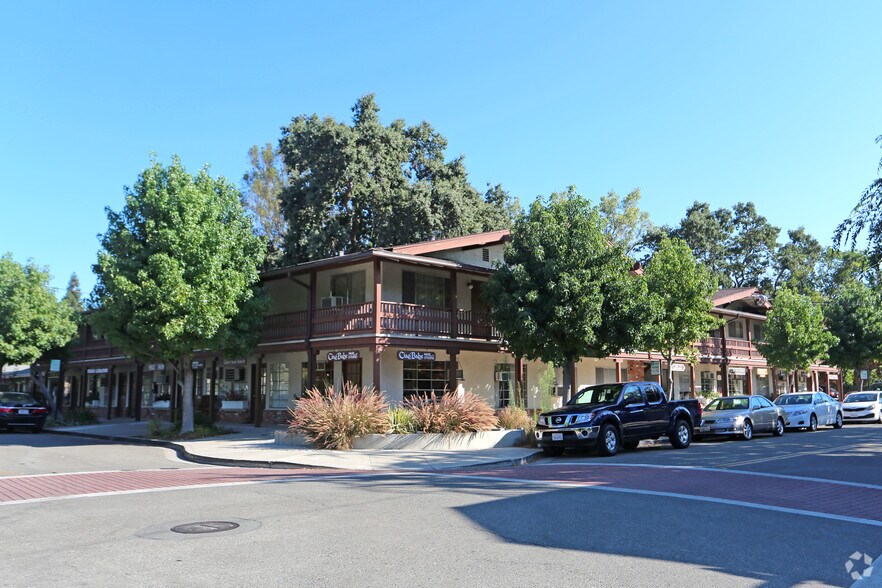 More Photos Of 196-202 E Linda Mesa Ave, Danville Freestanding For Lease