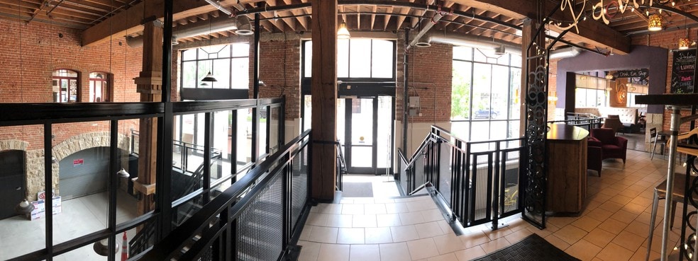 More Photos Of 405 S 8th St, Boise Unknown For Lease