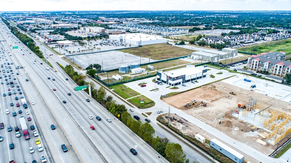 More Photos Of 19304 Katy Fwy, Houston Storefront For Sale