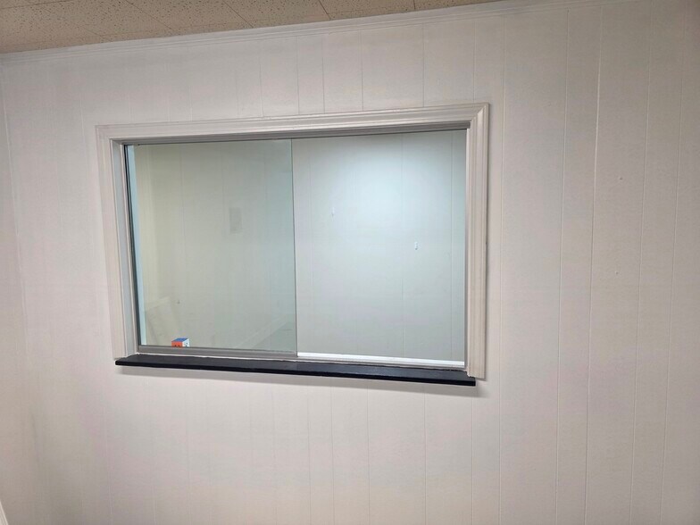 More Photos Of 706 Wilkins St, Smithfield Medical For Lease