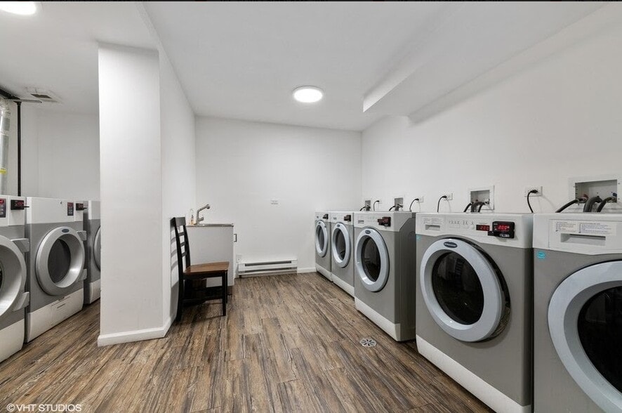 More Photos Of 7270 S South Shore Dr, Chicago Apartments For Sale