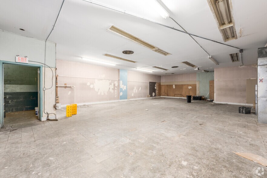 More Photos Of 3828 Eastern Ave, Baltimore Storefront For Lease