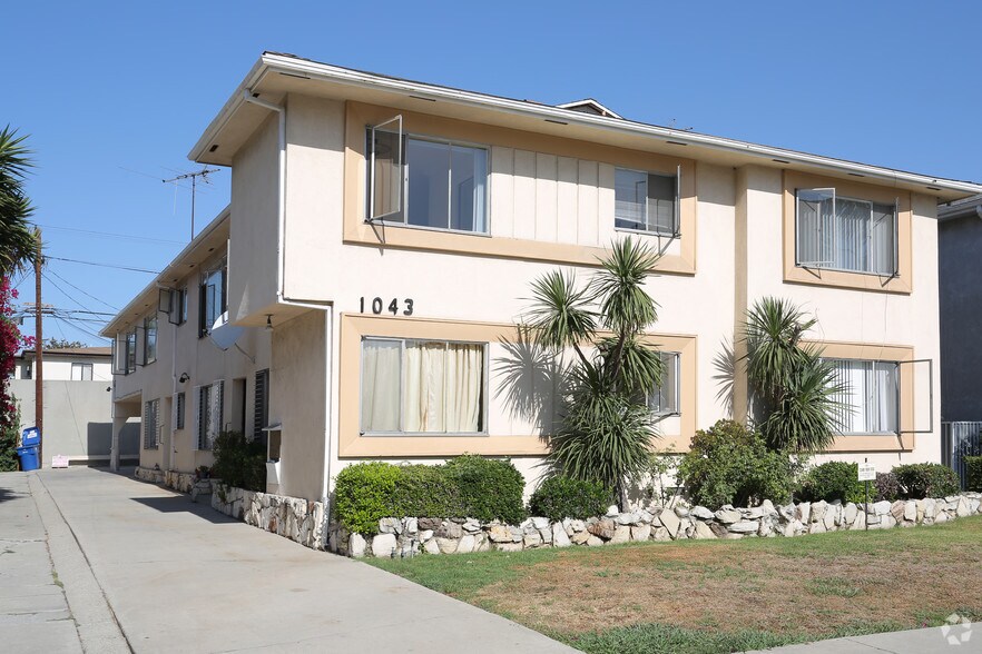 More Photos Of 1043 S Holt Ave, Los Angeles Apartments For Sale