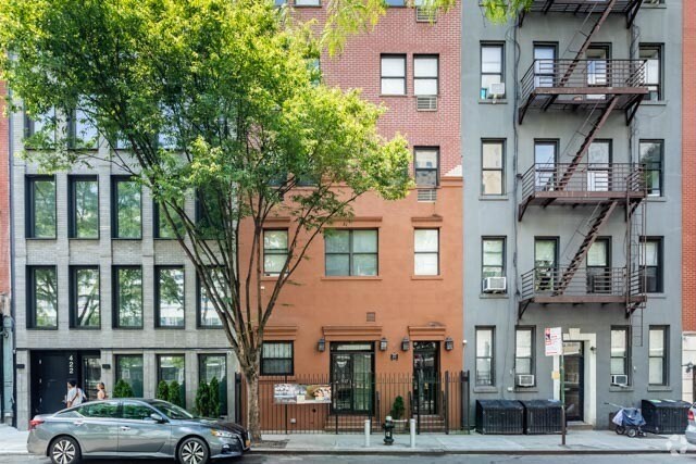 Primary Photo Of 424 W 49th St, New York Apartments For Lease