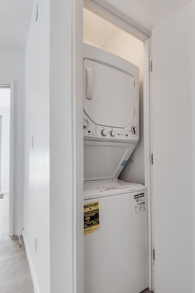 More Photos Of 518 Meeker Ave, Brooklyn Apartments For Sale