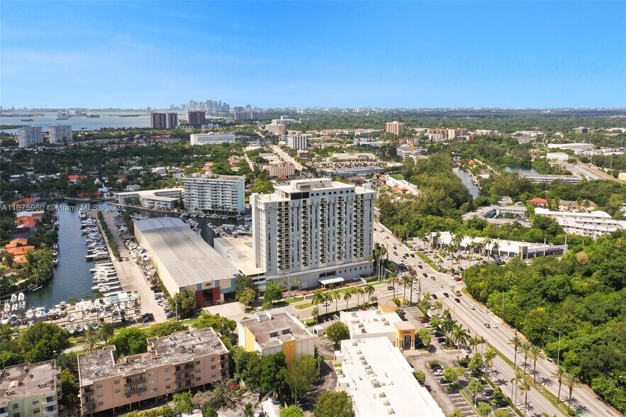 More Photos Of 13499 Biscayne Blvd, Miami Apartments For Sale