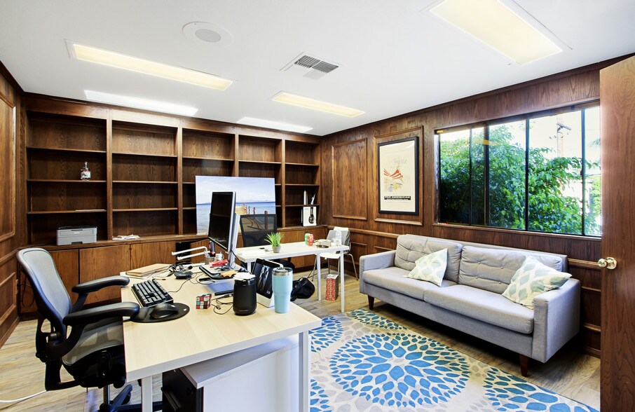More Photos Of 424 Pico Blvd, Santa Monica Loft Creative Space For Lease