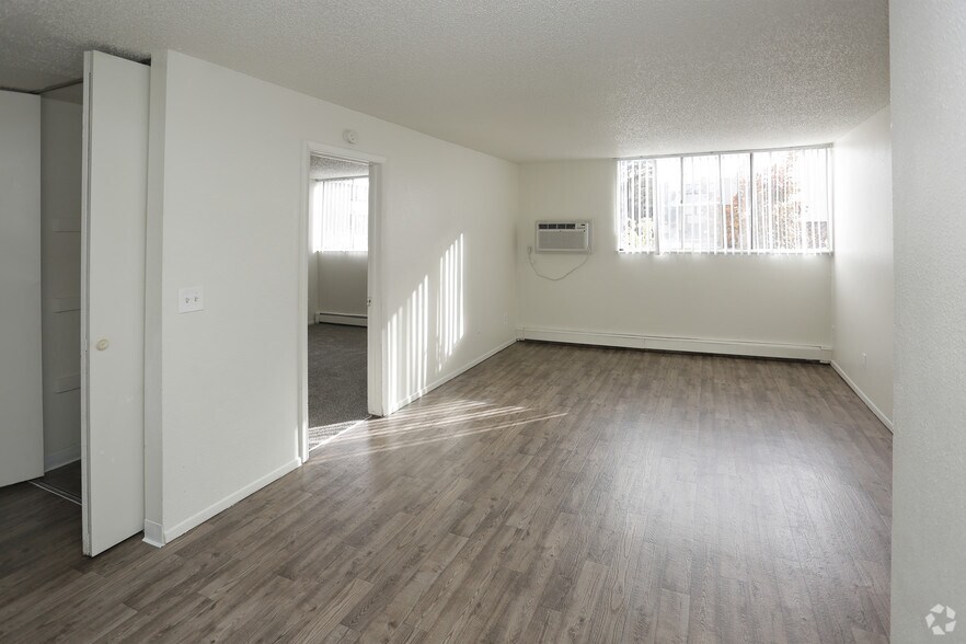 More Photos Of 2025 Jerry Murphy Rd, Pueblo Apartments For Sale