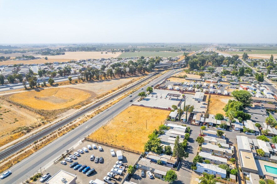 More Photos Of 2129 Atwater Blvd, Atwater Land For Sale