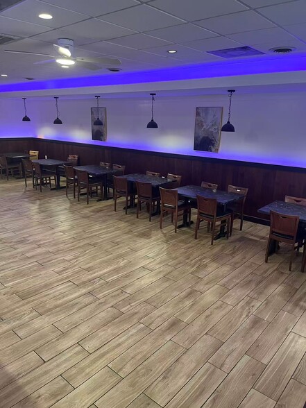 More Photos Of 2028 Watson Blvd, Warner Robins Restaurant For Lease