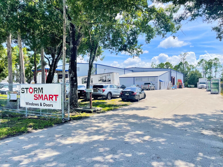 Primary Photo Of 6170 Idlewild St, Fort Myers Warehouse For Sale