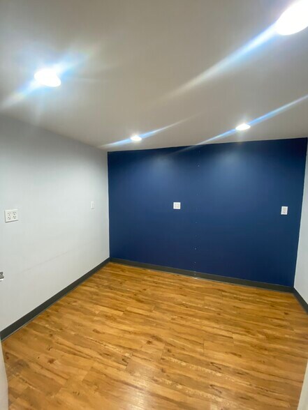 More Photos Of 186 W 80th, New York Apartments For Lease