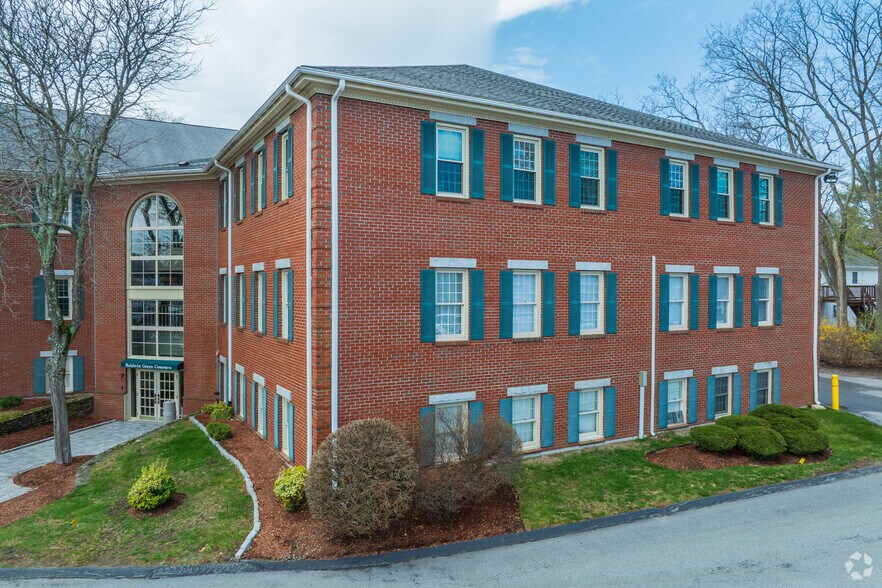 More Photos Of 3 Baldwin Green Cmn, Woburn Office For Sale