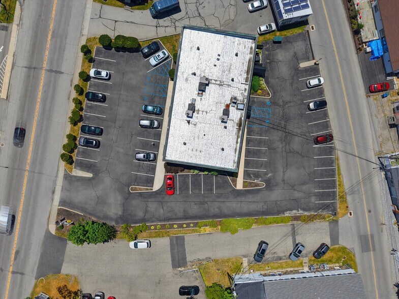 More Photos Of 572 Route 6, Mahopac Medical For Lease