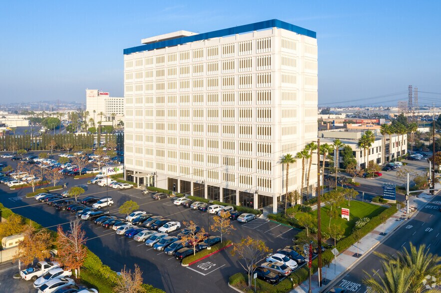 Primary Photo Of 6055 E Washington Blvd, Commerce Office For Lease