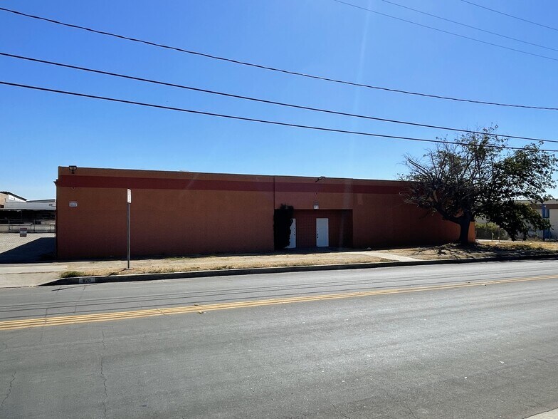 More Photos Of 870 Arroyo St, Los Angeles Warehouse For Lease