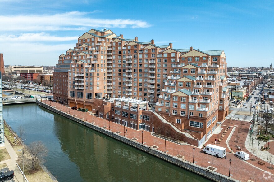 Primary Photo Of 729 E Pratt, Baltimore Office For Lease
