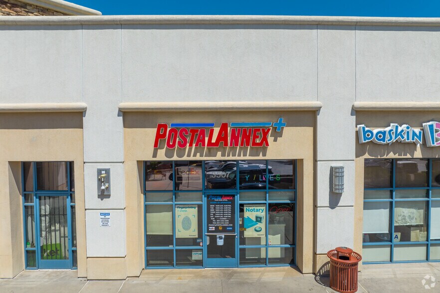 More Photos Of 3503-3527 W Stetson Ave, Hemet General Retail For Lease