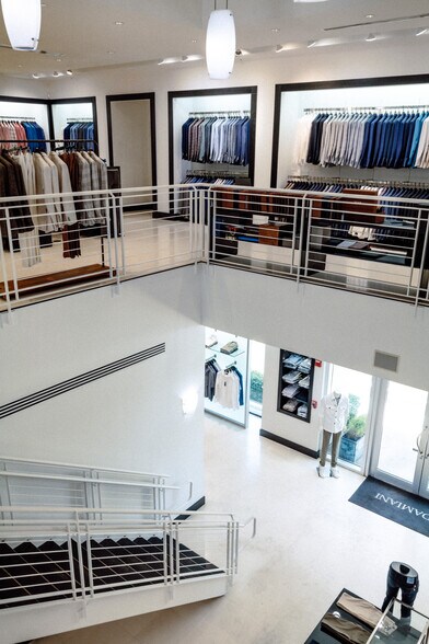 More Photos Of 8865 S Dixie Hwy, Miami Freestanding For Sale