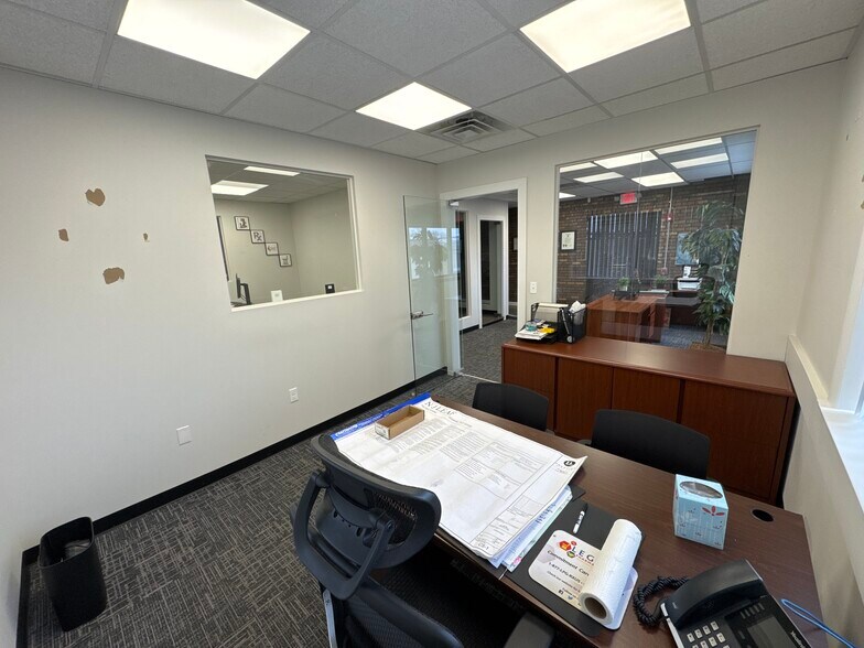 More Photos Of 255 Hudson St, Hackensack Warehouse For Lease