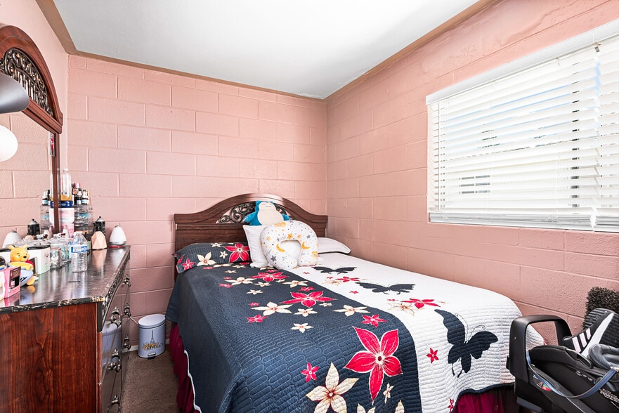 More Photos Of 505 Franklin St, Napa Apartments For Sale
