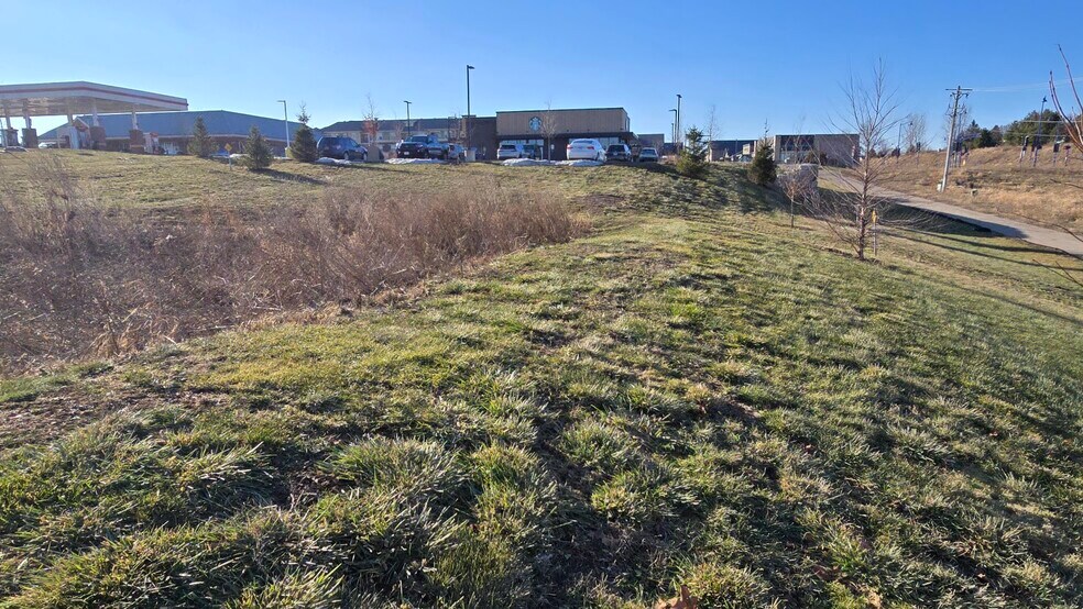 More Photos Of 147 West End Cir, Verona Fast Food For Lease