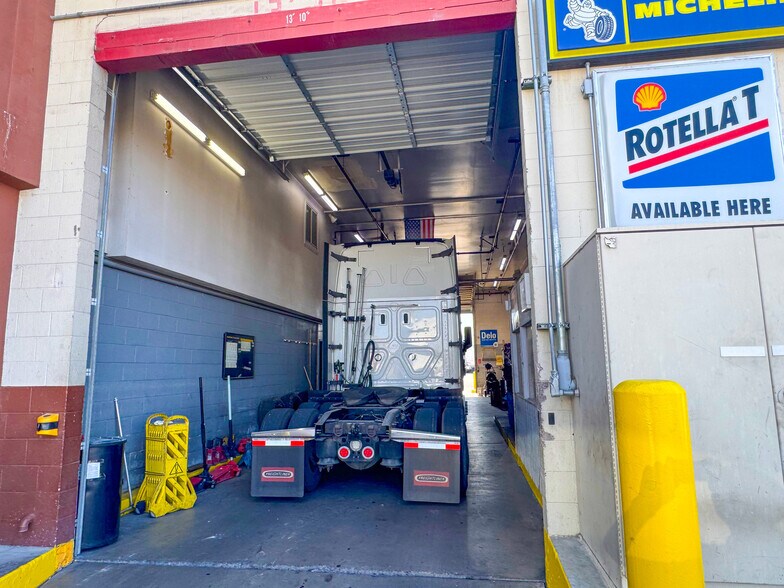 More Photos Of , North Las Vegas General Retail For Sale