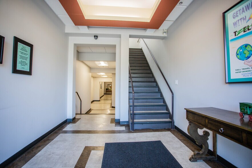 More Photos Of 486 Sunrise Hwy, Rockville Centre Office For Sale