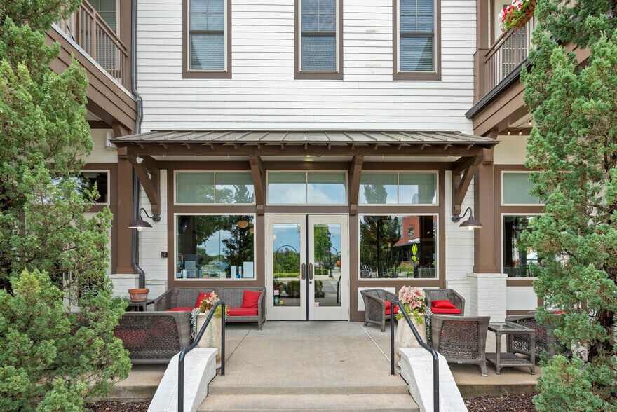 More Photos Of 158 Front St, Franklin Apartments For Sale