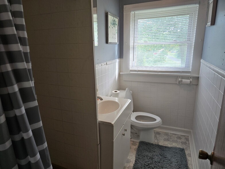 More Photos Of 517 Pleasant Ave, Kannapolis Religious Facility For Sale