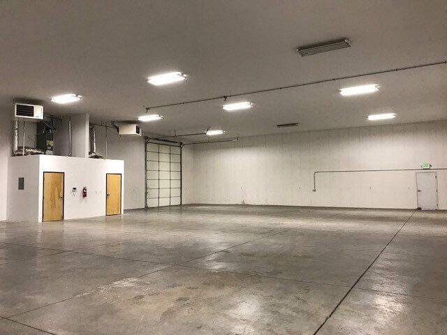 More Photos Of 38 Cygnet Dr, Mound House Warehouse For Lease