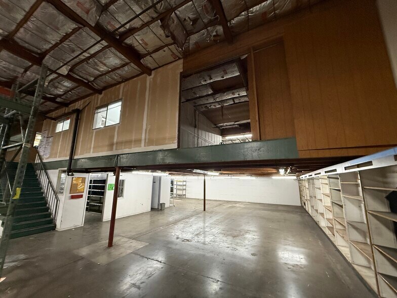 More Photos Of 1907 S St, Sacramento Warehouse For Sale