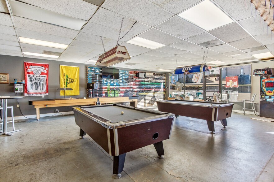 More Photos Of 516-522 Benham St, Bonne Terre Office For Lease