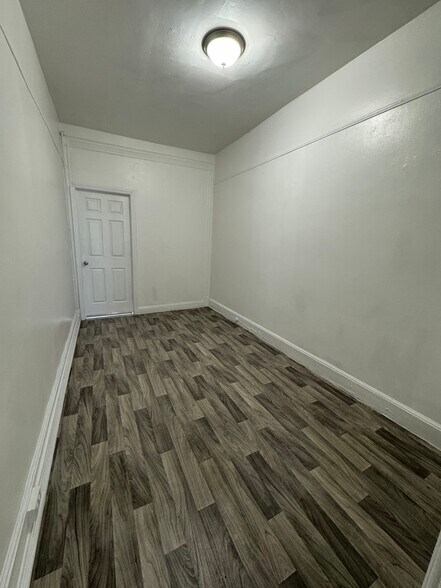 More Photos Of 1707 Stanhope St, Ridgewood Apartments For Sale