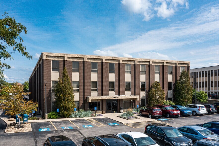Primary Photo Of 3659 Green Rd, Beachwood Office For Lease