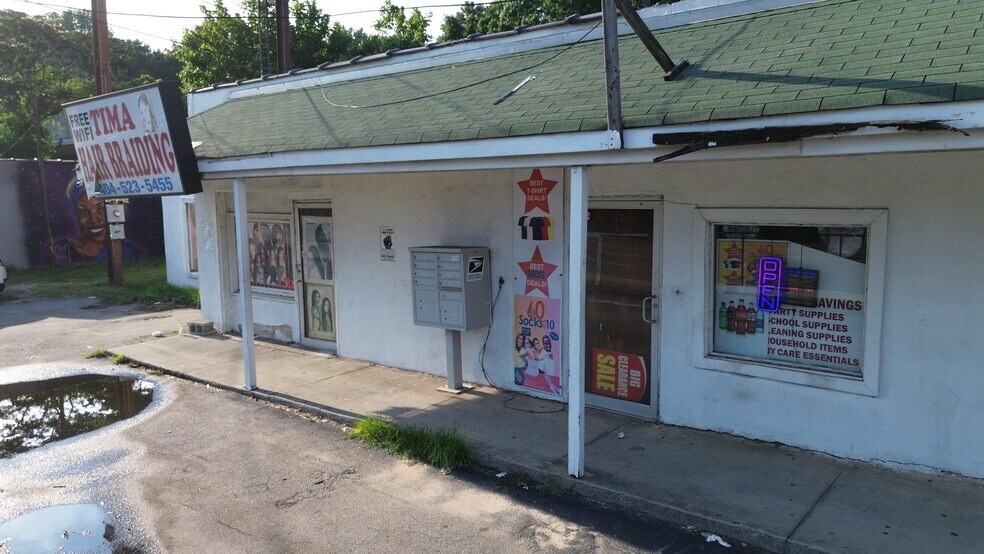More Photos Of 2635-2637 Martin Luther King Jr Dr SW, Atlanta General Retail For Sale