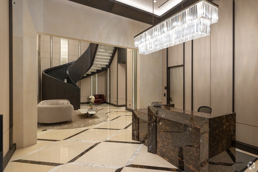 More Photos Of 2461 Broadway, New York Apartments For Lease