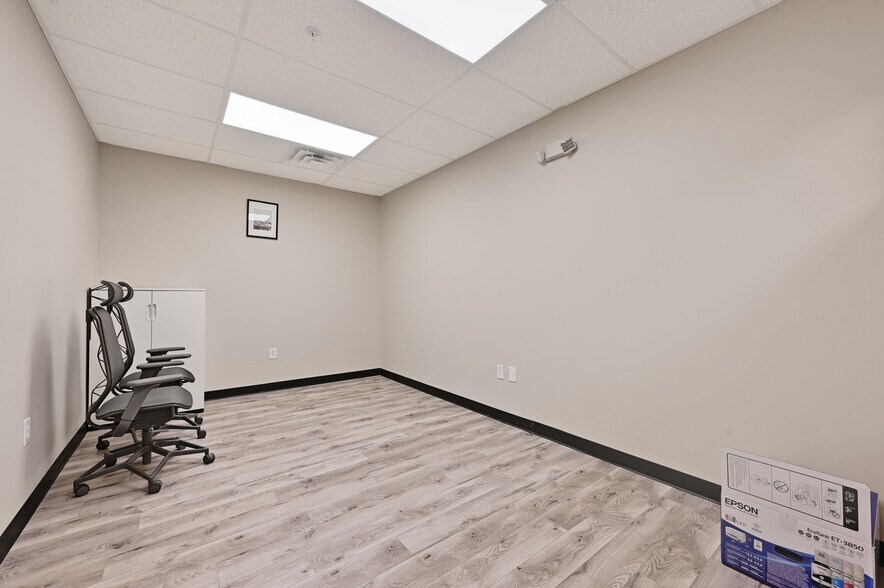 More Photos Of 2050 Double Creek Dr, Round Rock Medical For Lease